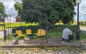 Property grounds - 2 bedroom pet friendly home in Höganäs (Höganäs)