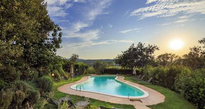 Wonderful castle, lovingly restored and panoramic view of Perugia and Tuscany.