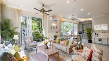 Villa, 4 Schlafzimmer | Wohnbereich