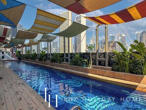 Outdoor pool - LUX The Modern Retro Studio (Dubai)