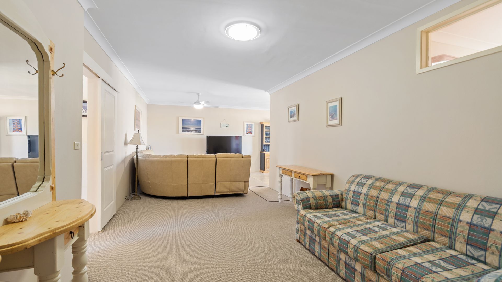 9 23-25 Lake Street By Pacific Coast Holidays - 포스터