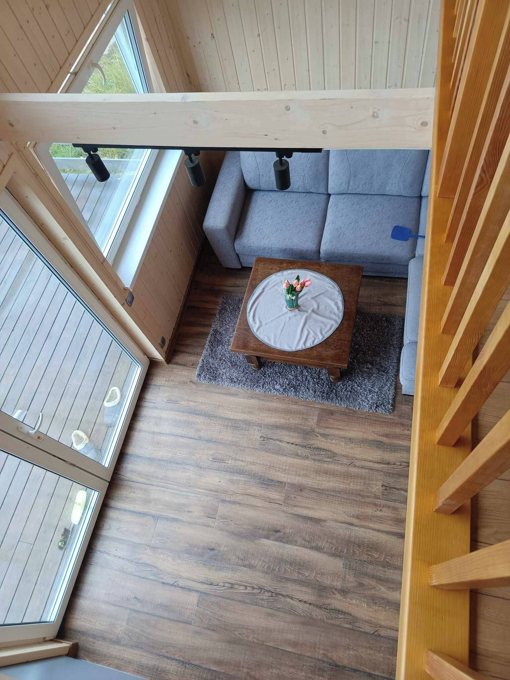 Casa, 3 quartos, varanda | Área de estar | Livros