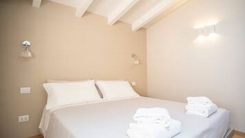 2 Schlafzimmer, Bügeleisen/Bügelbrett, Reisekinderbett, kostenloses WLAN