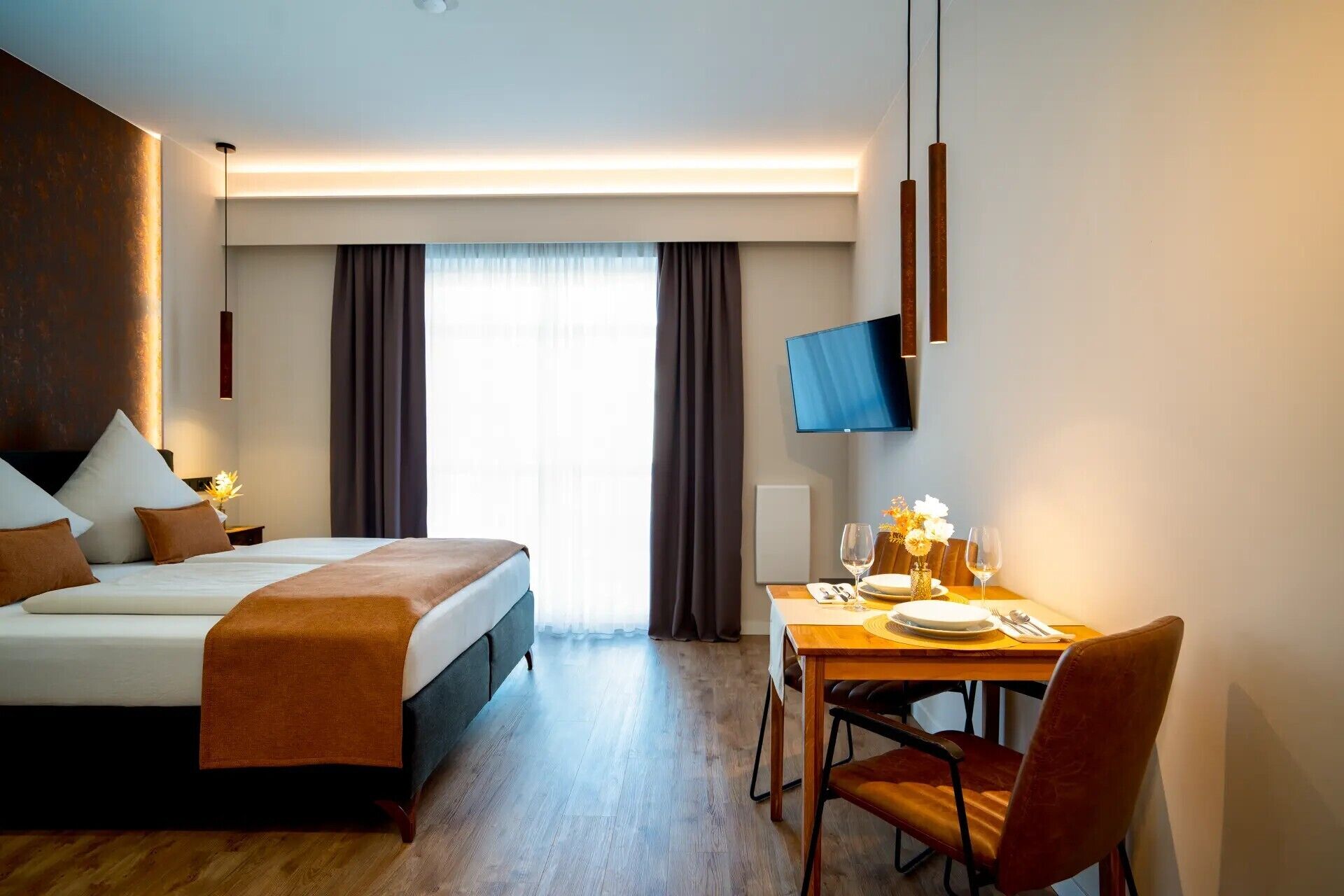 9 bedrooms, iron/ironing board, WiFi, bed sheets