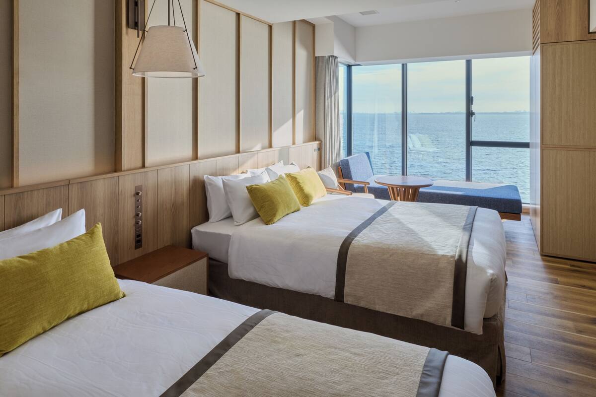 Deluxe-Zweibettzimmer, Nichtraucher, Eckzimmer (Ocean Front) | Zimmersafe, kostenloses WLAN, Bettwäsche