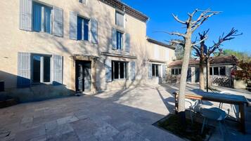 UtendĂžrsservering