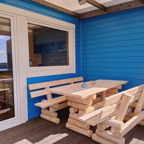 Talo, 3 makuuhuonetta, patio | Ulkoruokailutilat