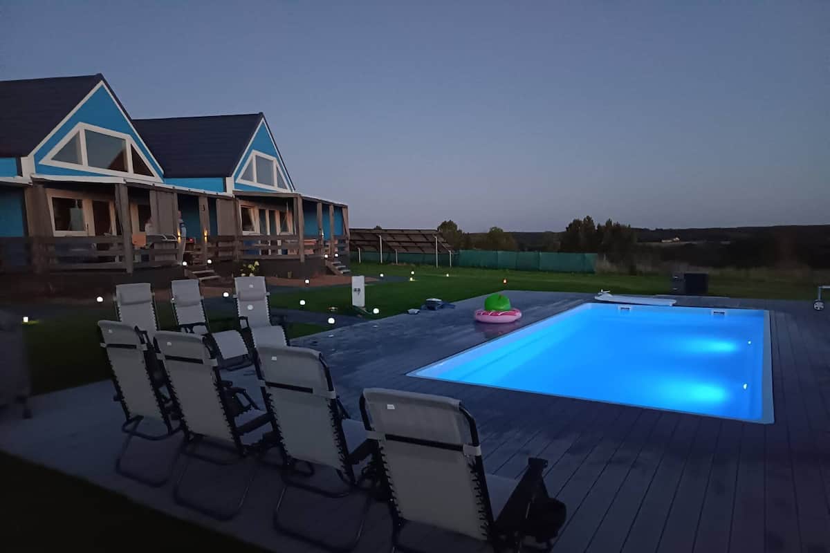 Hus - 3 sovrum - uteplats | Pool