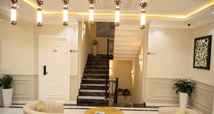 Amira Boutique