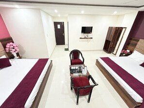 Family Room - Hotel Excotia Haridwar (Haridwar)