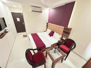 Deluxe Room - Hotel Excotia Haridwar (Haridwar)