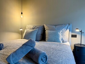 1 Schlafzimmer, BĂŒgeleisen/BĂŒgelbrett, kostenloses WLAN, BettwĂ€sche