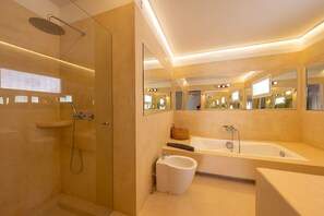 Dusche, Haartrockner