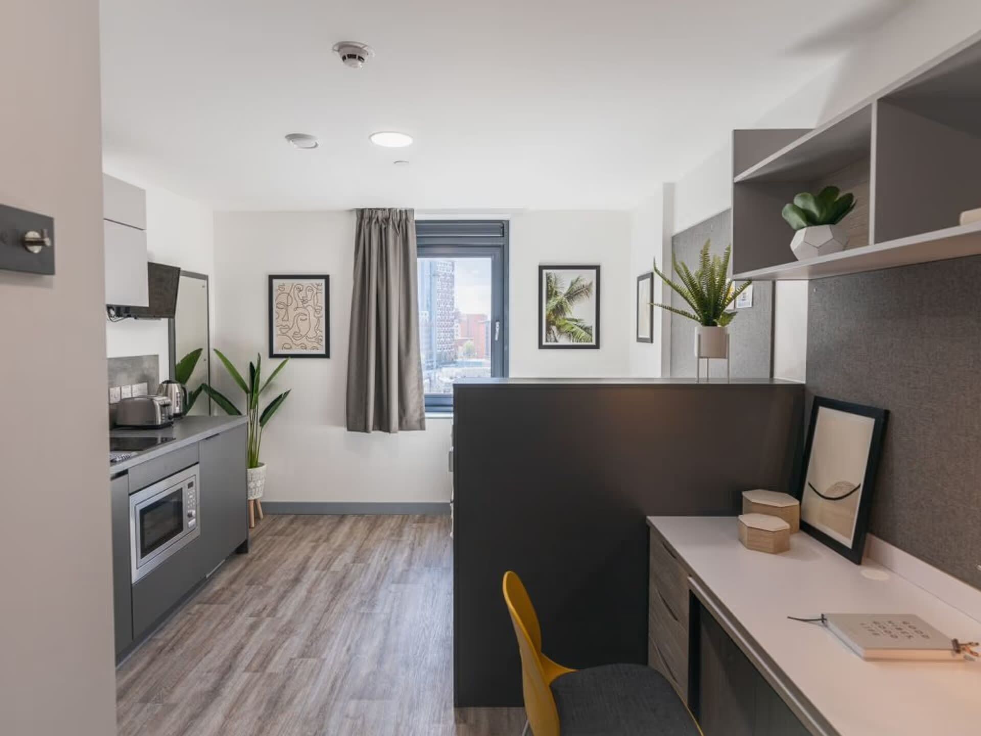 Studio, Non Smoking | Blackout curtains, free WiFi