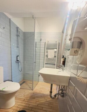 Bathroom - Villa Piazzetta (Bacău)