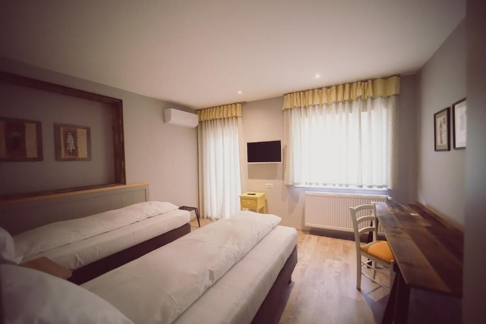 Villa Piazzetta Bacău photo 7