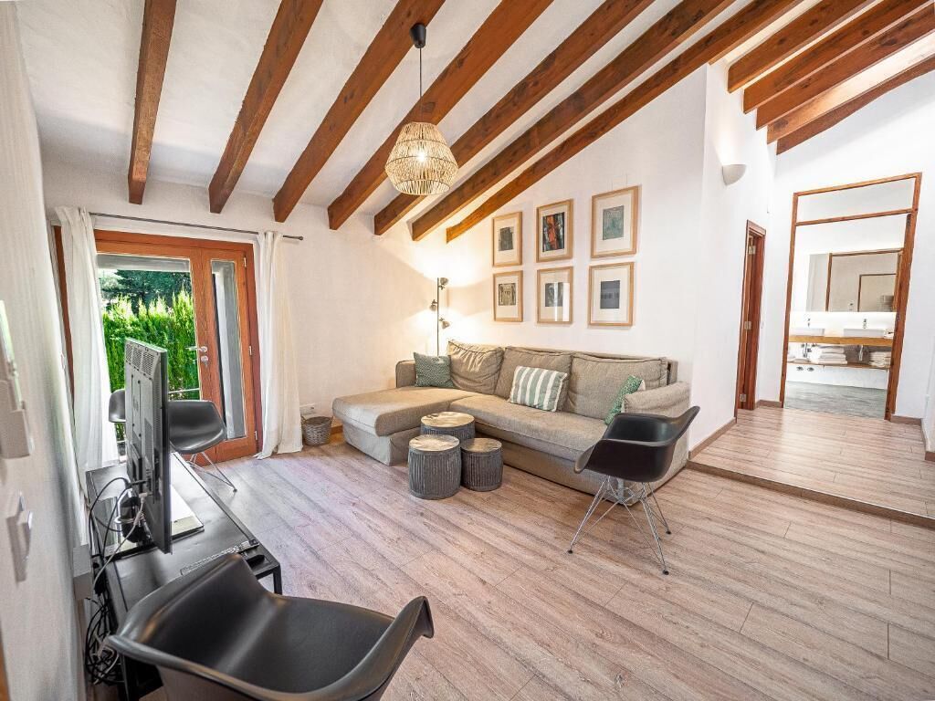 Standard-Apartment, Blick auf den Innenhof | Wohnbereich