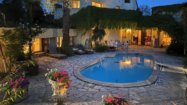 Unclassified image, 1 of 26, button - Sweet Pea sunny cottage in Vence with pool garden private parking (Vence)