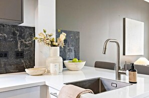Studio, 1 Bedroom | Private kitchen - Koselig Leilighet ved Solsiden (Trondheim)