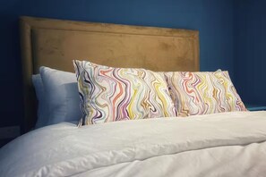 5 chambres, fer et planche à repasser, Wi-Fi gratuit, draps fournis