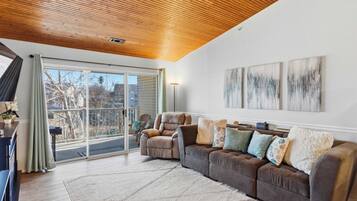 Condo, Plusieurs lits, balcon (Branson Breeze Escape) | Aire de séjour