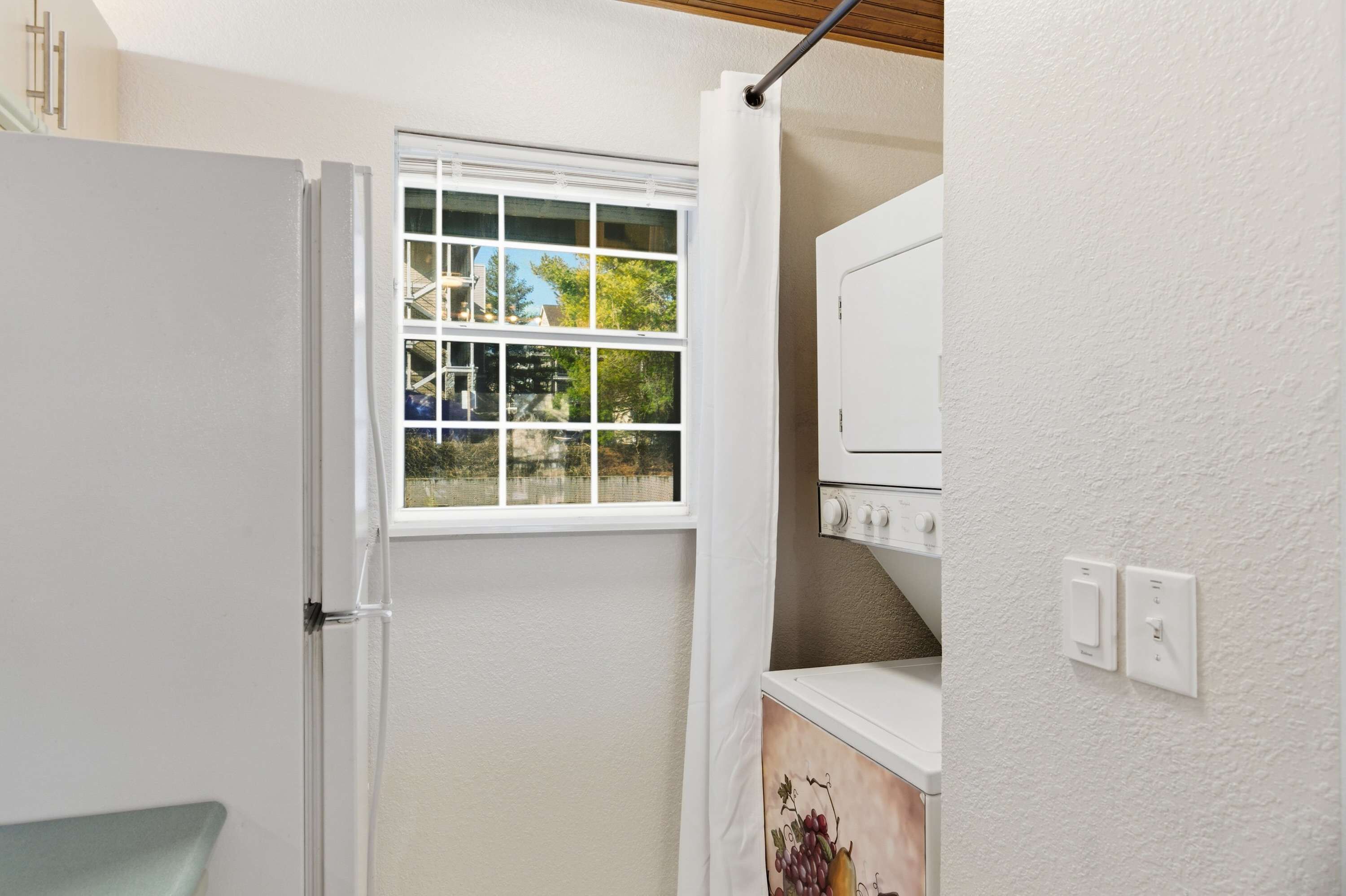 Condo, Plusieurs lits, balcon (Branson Breeze Escape) | Buanderie