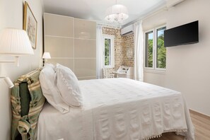 2 bedrooms, iron/ironing board, free WiFi, bed sheets - Borgo Veneziano by Corfuescapes (Kerkira)