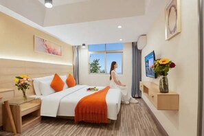 輕奢大床房 | 手提電腦工作空間、免費 Wi-Fi