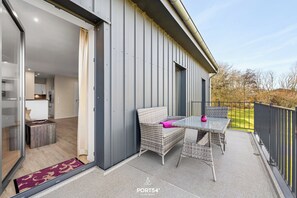 Outdoor dining - Holiday apartment Lille Hus 3 in St. Peter-Ording with shared sauna (Sankt Peter-Ording)