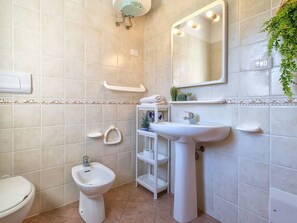 Dusche, Bidet