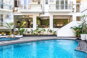 Ảnh chưa phân loại, 2 trong số 58 ảnh, nút