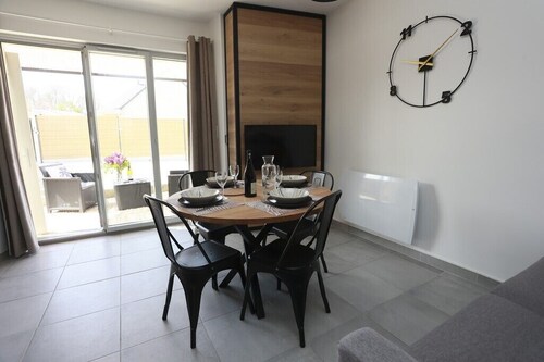 House 4 pers clim closed courtyard & parking near Bioparc Doué La Fontaine & Loire