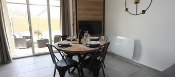 House 4 pers clim closed courtyard & parking near Bioparc Doué La Fontaine & Loire