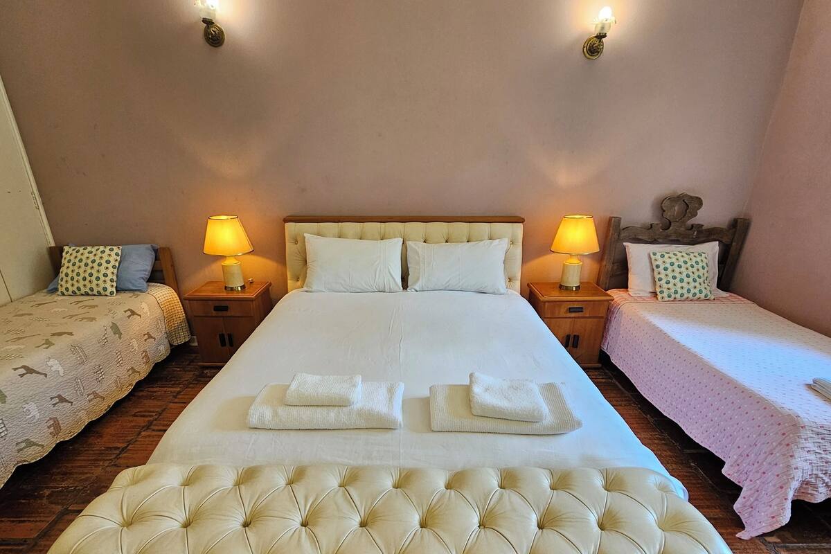 Suite 1 | Wi-Fi gratis, didekorasi berbeda-beda, dan seprai linen