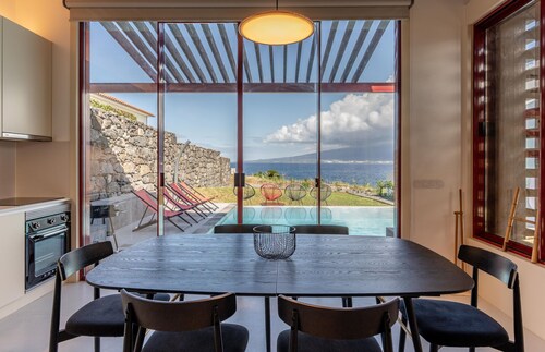 Almoxarife Beach House