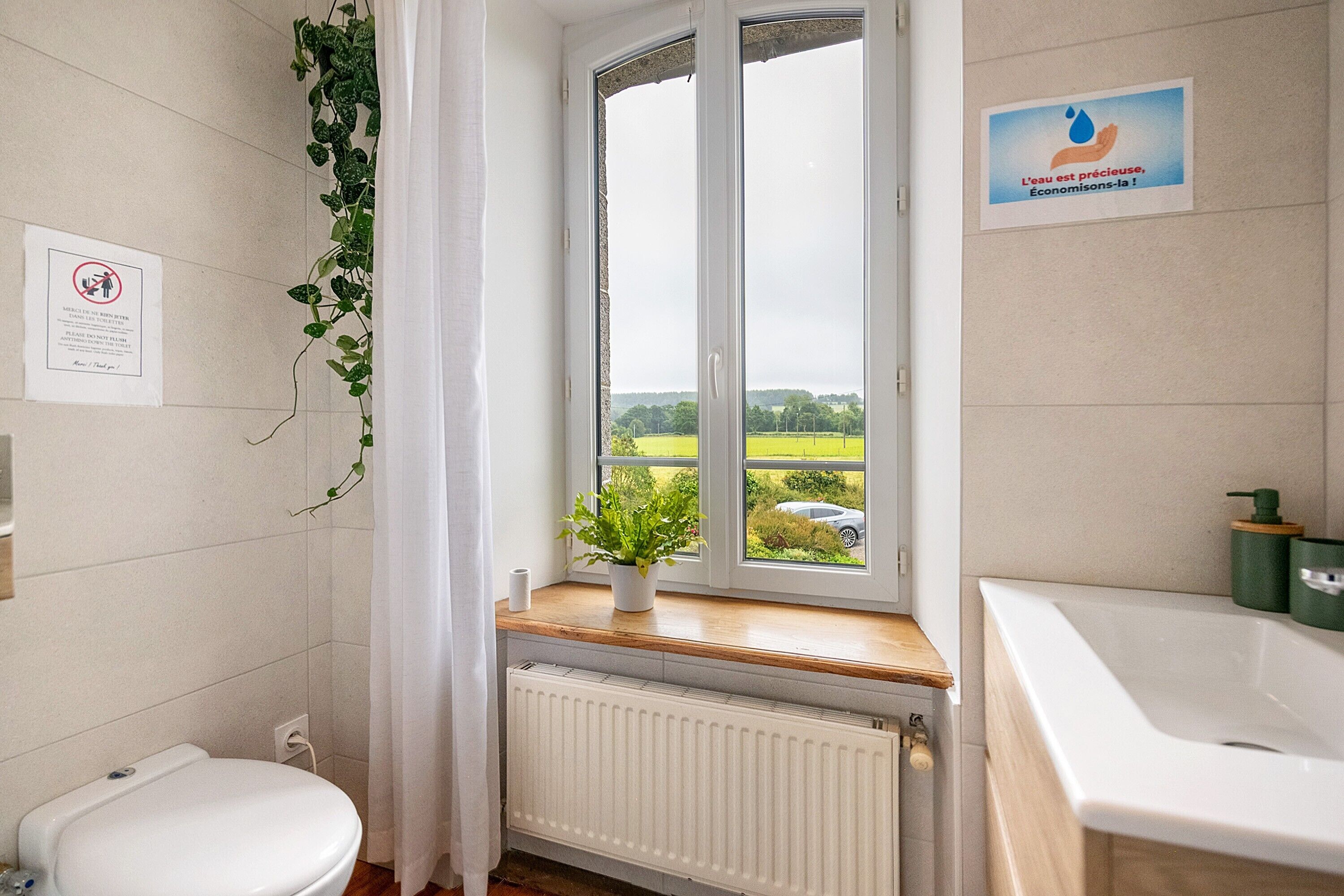 Een douche, een haardroger, handdoeken