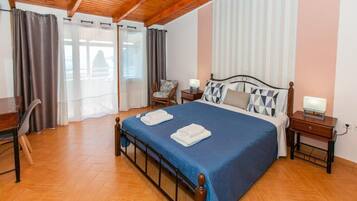Studio Supérieur, balcon, vue mer | Wi-Fi gratuit