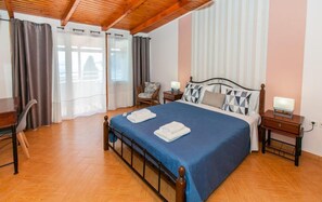 Superior Studio, Balcony, Sea View | Free WiFi - Hotel Thetis (Tolo)