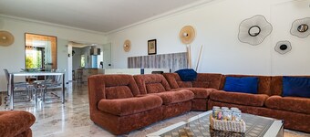 Villa Montplaisir 180 m²: Jacuzzi, Pool, 2000 m² Park