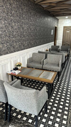 Dining - Resident Hotel Almaty (Almaty)