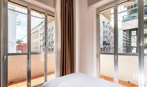 Habitación triple Deluxe | Tabla de planchar con plancha y wifi gratis 