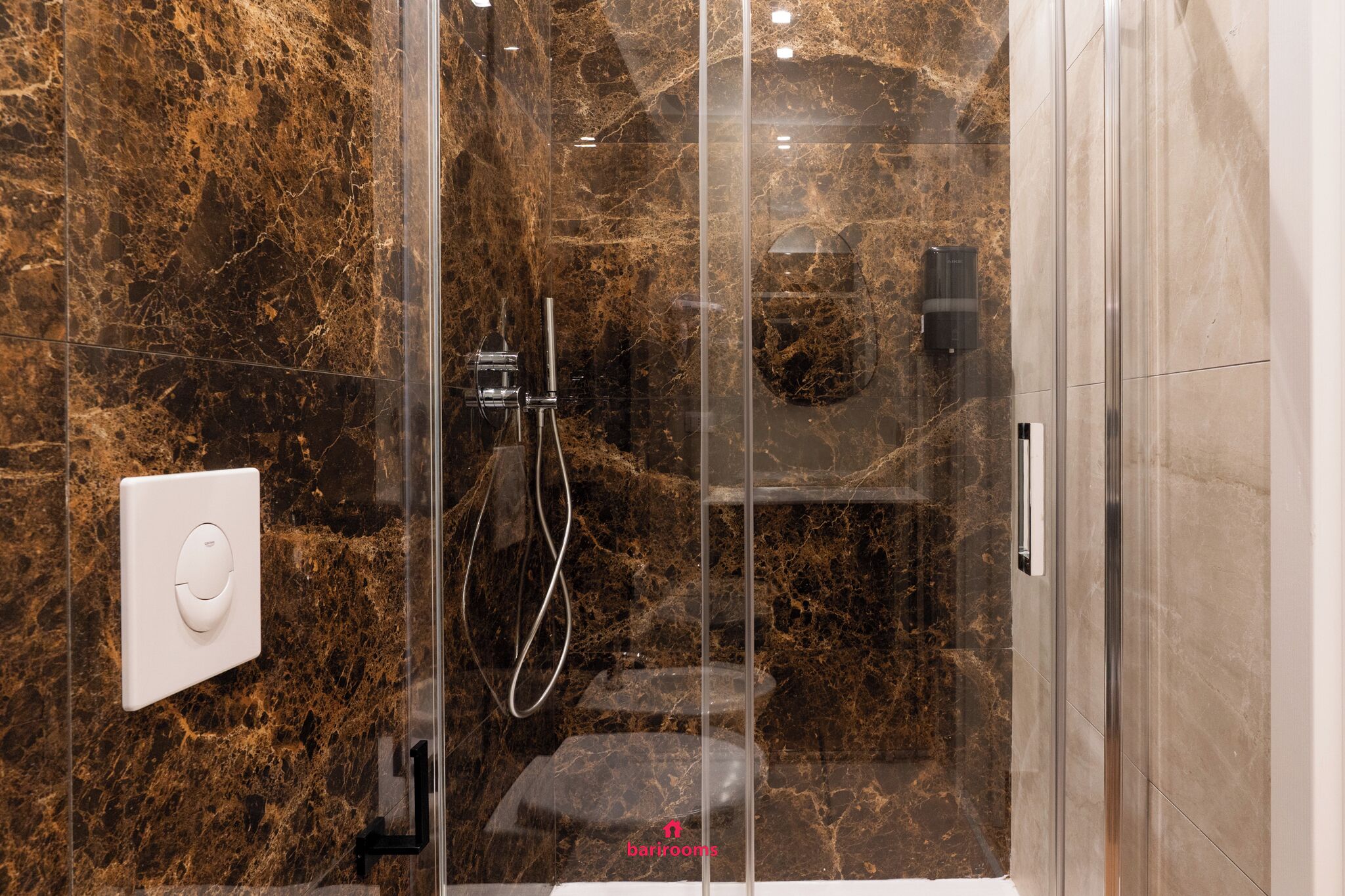 Deluxe Double Room | Bathroom