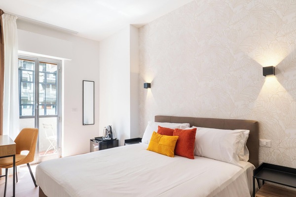 Doppia Deluxe | Una scrivania, ferro/asse da stiro, Wi-Fi gratuito