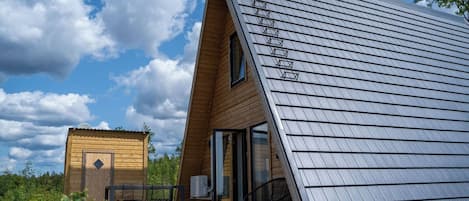 บ้านพัก, 2 ห้องนอน, ลานระเบียง, วิวสวน | บริเวณภายนอก