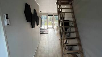 Casa, 2 habitaciones, balcón | Pasillo