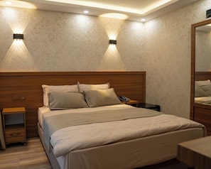 9 bedrooms, Internet, bed sheets - Zirvesta Otel (İstanbul)