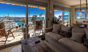 Living area - 109 ref) first line beach and walk to Altea or Albir (Altea)