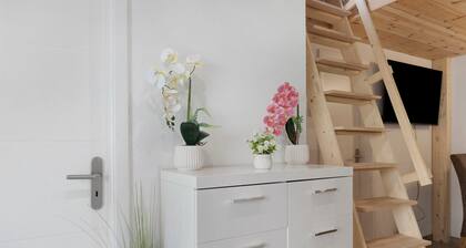 Apartment „Monteure Wohnung Cristina“ mit privater Terrasse und WLAN