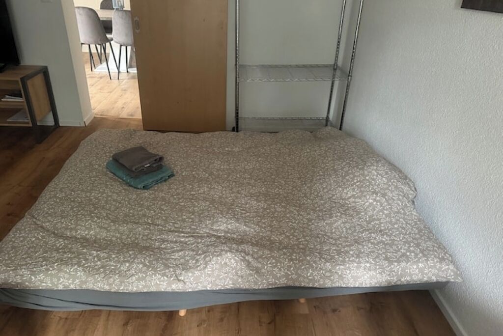 2 Schlafzimmer, Bügeleisen/Bügelbrett, WLAN, Bettwäsche