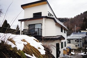 Deluxe House | Exterior